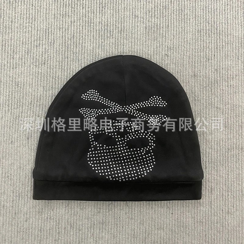 Design Music Note Beanie White / Black Hats - 40