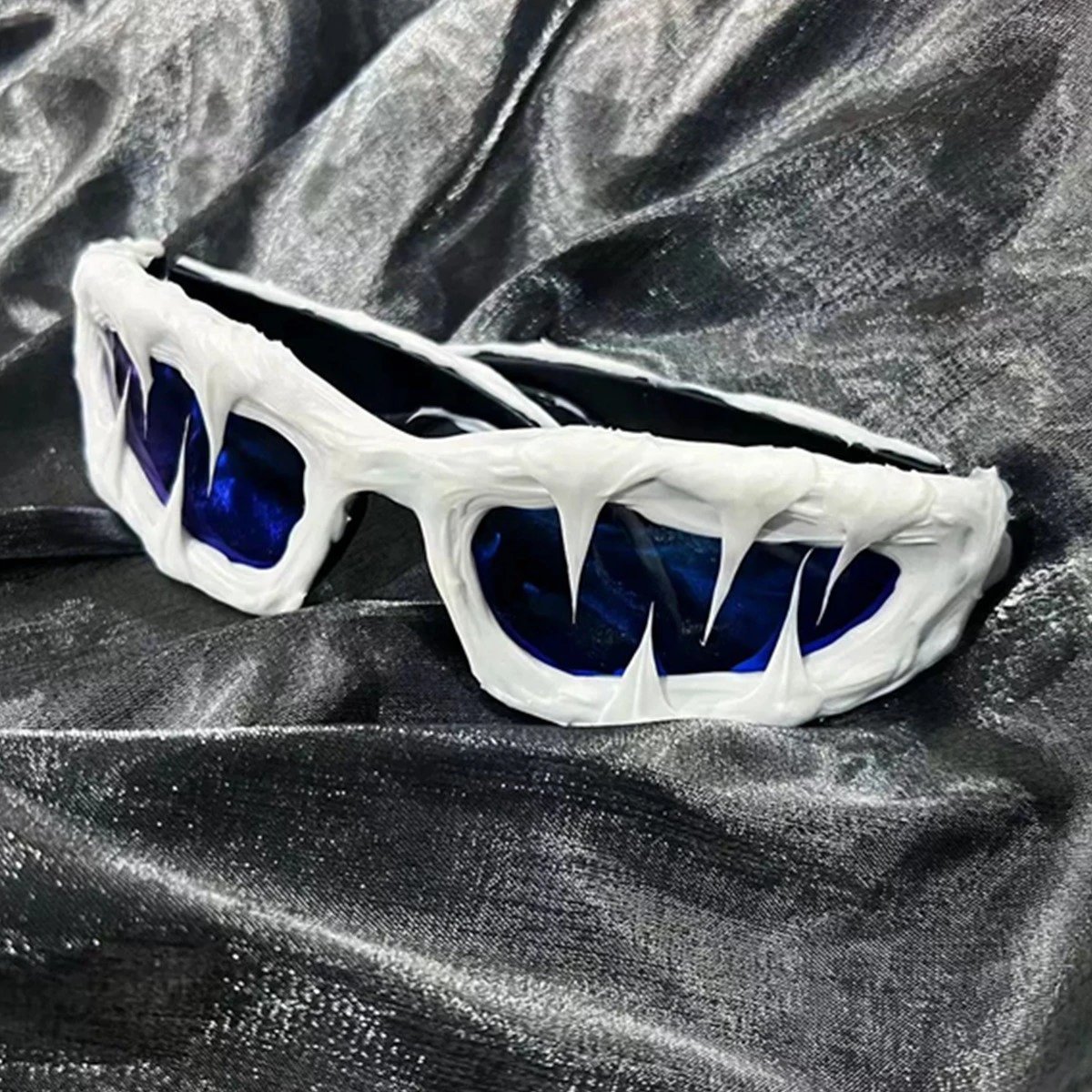 Black Frame with Dark Blue Lenses (White)