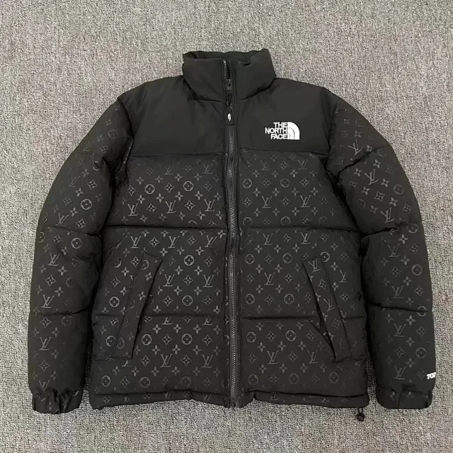 Louis Vuitton Down Jackets Monogram puffer jacket product detail image 3