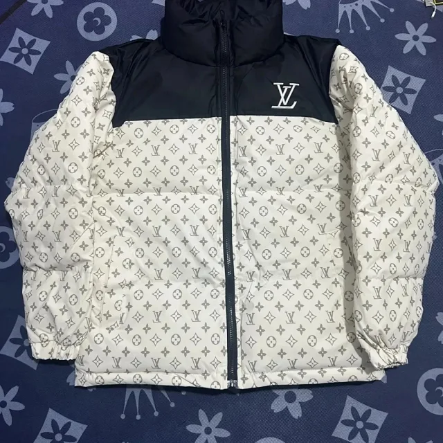 Louis Vuitton Down Jackets Monogram puffer jacket product detail image 4