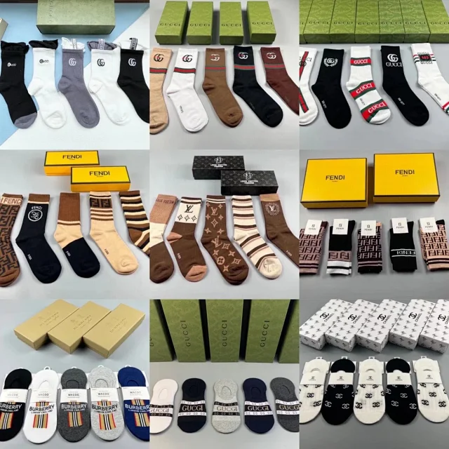 Gucci Socks Logo Ankle and No-Show product detail image 1