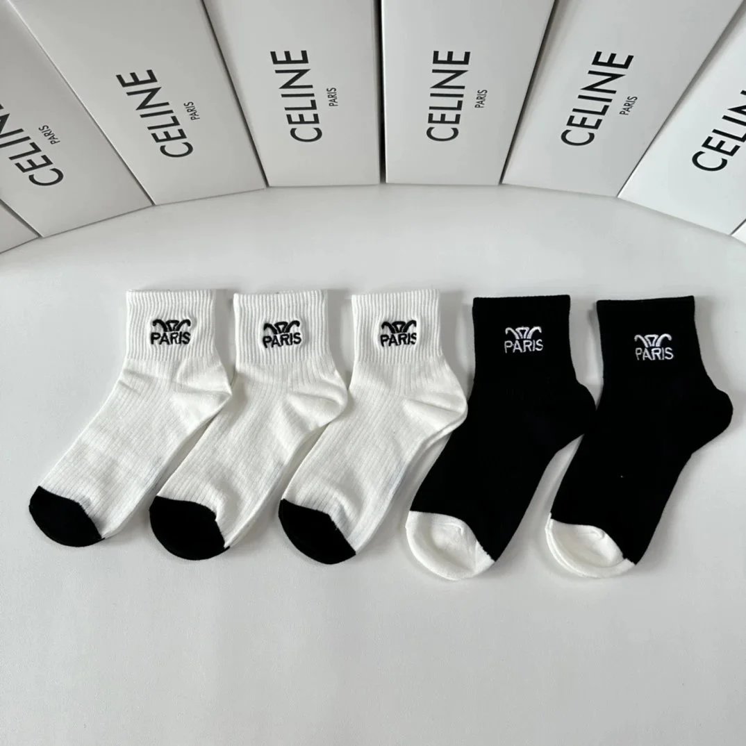 Gucci Socks Logo Ankle and No-Show — 21