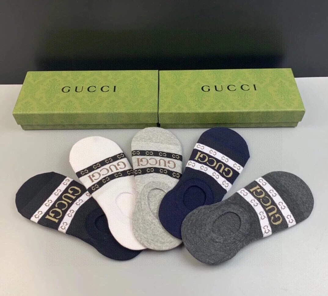 Gucci Socks Logo Ankle and No-Show — 32