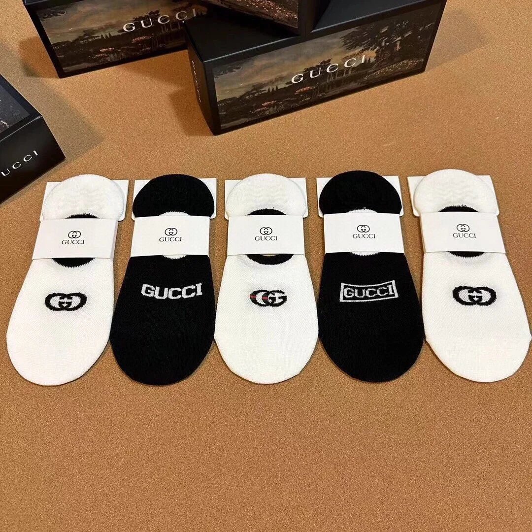 Gucci Socks Logo Ankle and No-Show — 30