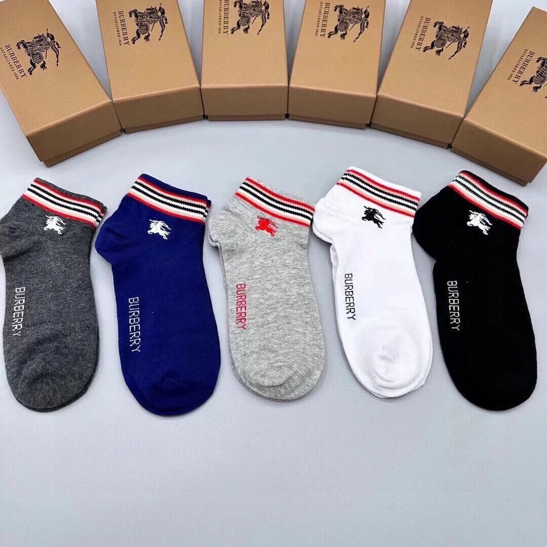 Gucci Socks Logo Ankle and No-Show — 28