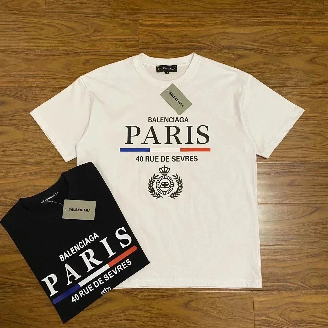 Louis Vuitton T-Shirts Short-Sleeve Graphic T-Shirt — White, blue, and red logo 002