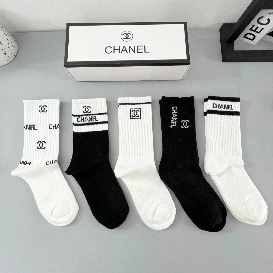 Gucci Socks Logo Ankle and No-Show image 12