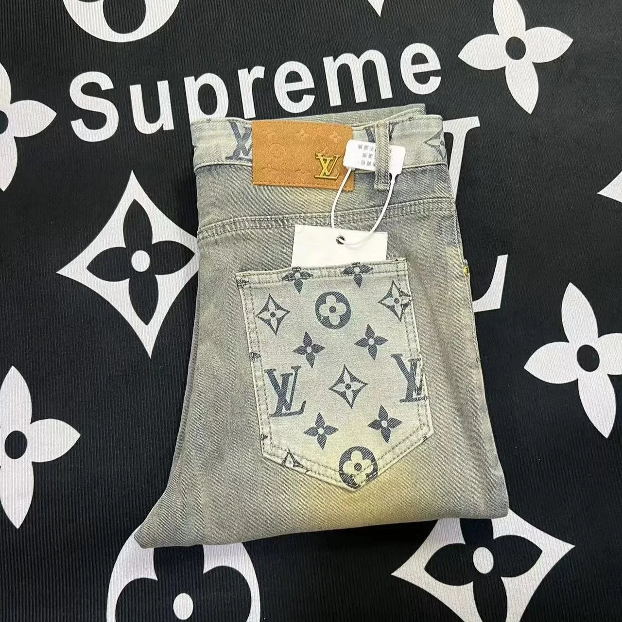 Dior Jeans Graphic Embroidered — 35