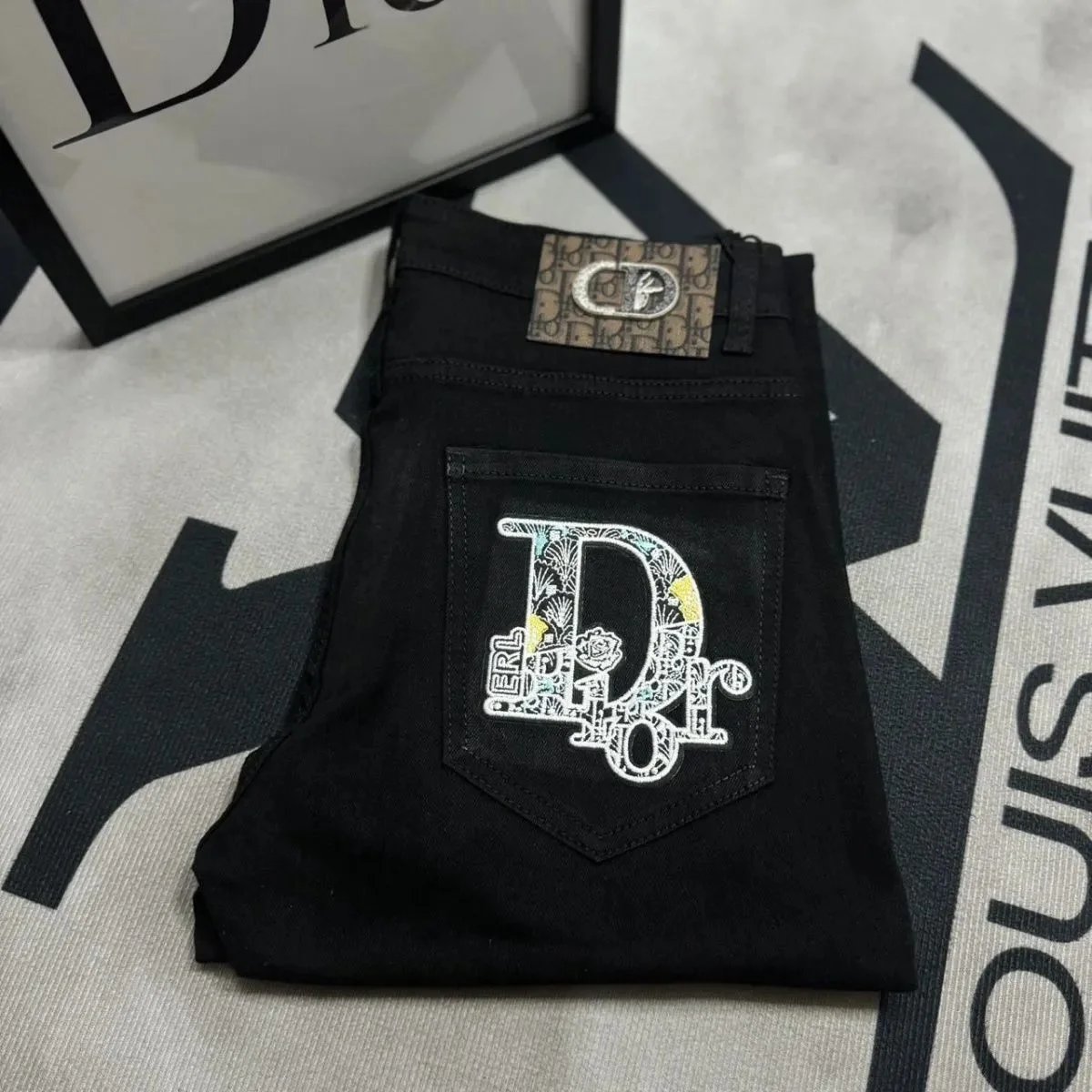 Dior Jeans Graphic Embroidered — 26