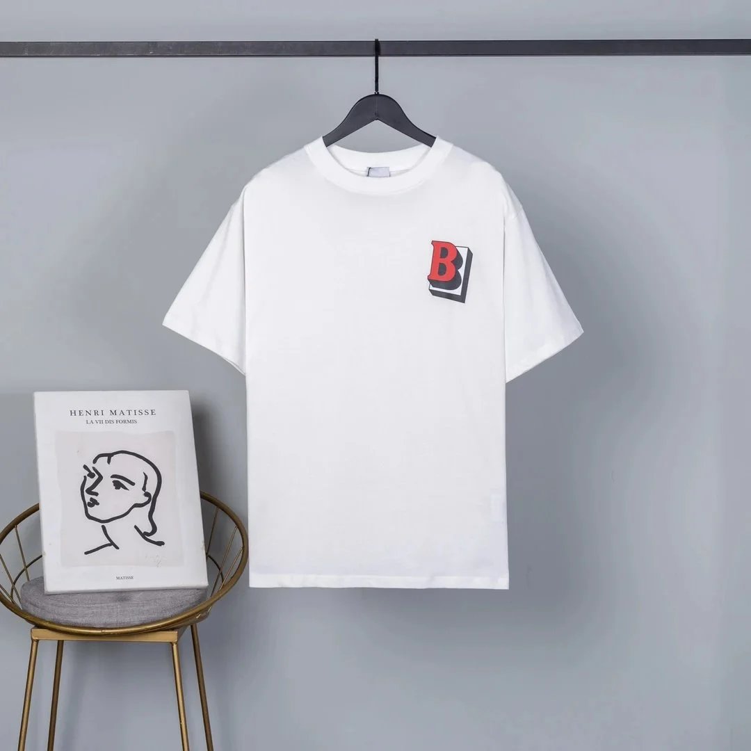 Burberry T-Shirts Graphic Logo T-Shirt — 32