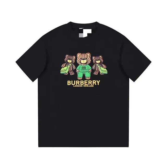 Burberry T-Shirts Graphic Logo T-Shirt product detail image 3