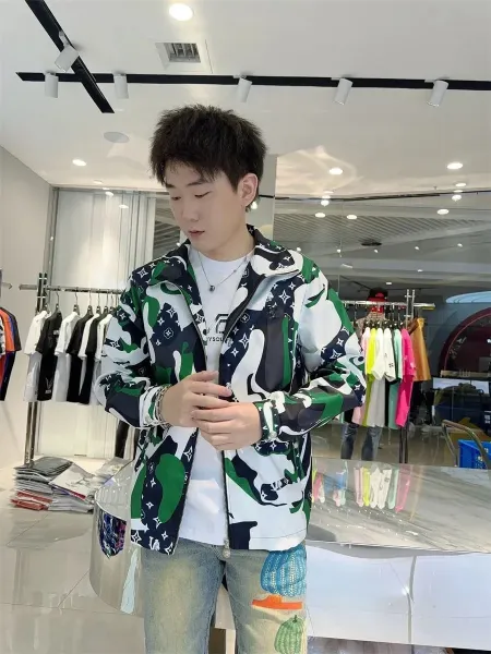 Louis Vuitton Monogram Camouflage Print Windbreaker Jacket Outerwear.windbreaker - 5