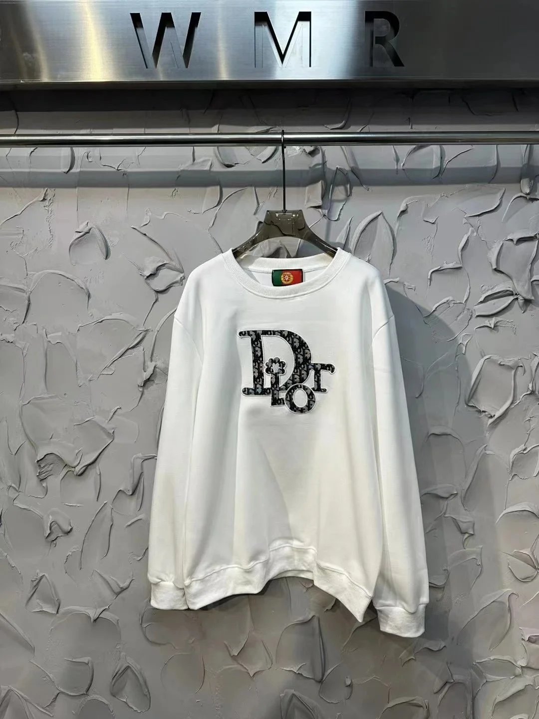 Dior T-Shirts Graphic logo-print crew-neck T-shirt image 4