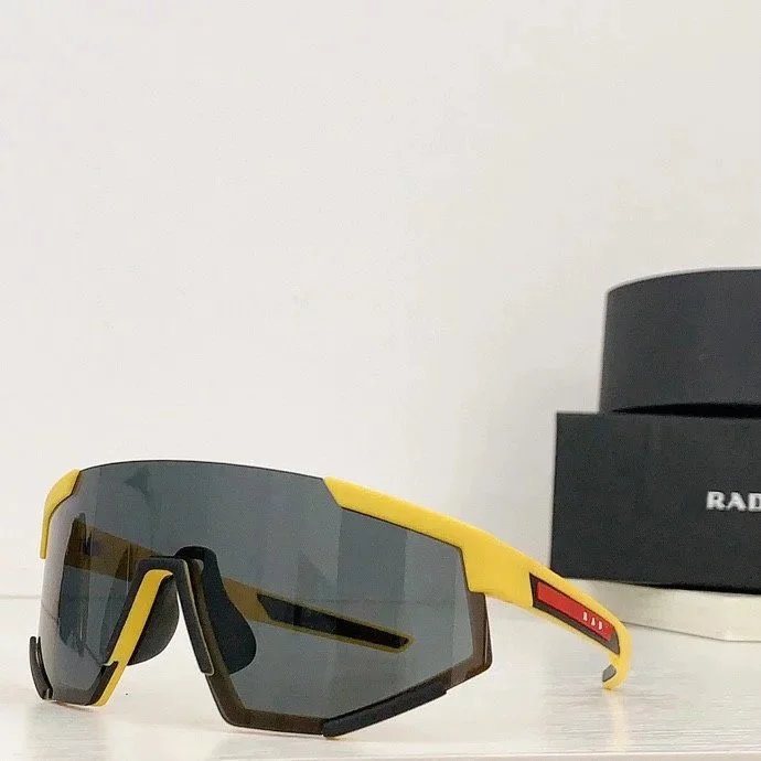 Everyday Fashion Accessory product photo 2