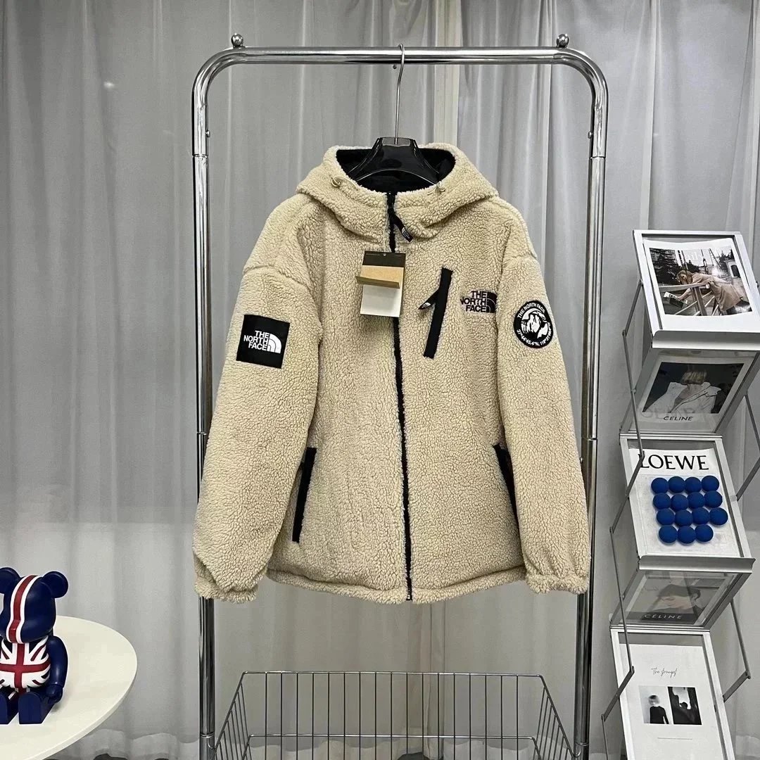 Louis Vuitton Jancket - 24/40