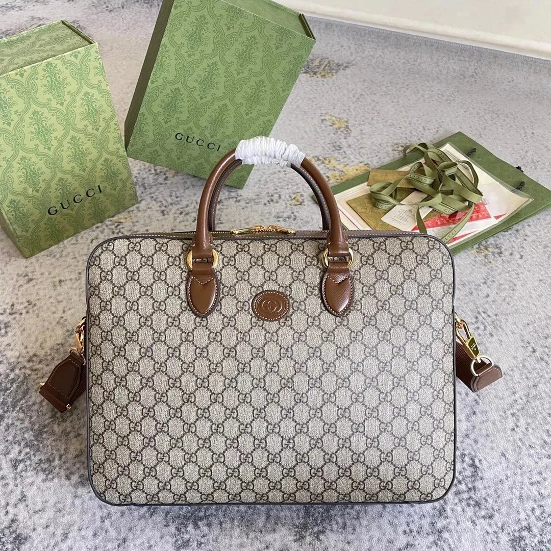 G*CC* 674140 Briefcase Size: Width 41 x Height 30.5 x Depth 6.3 cm