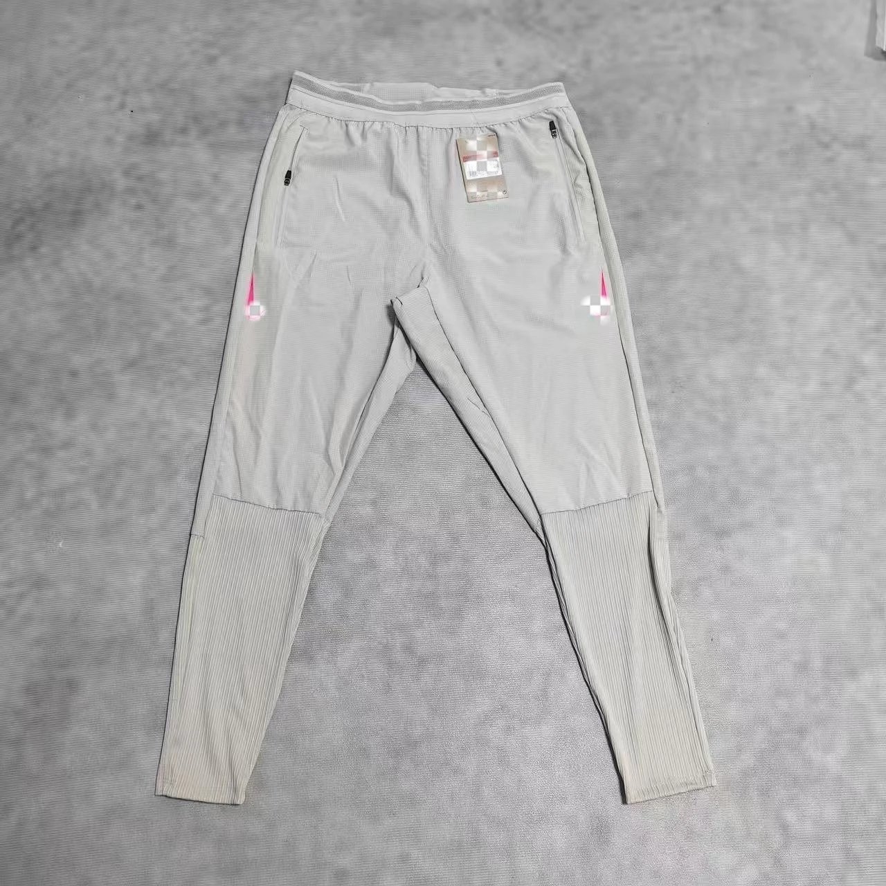 粉色双钩