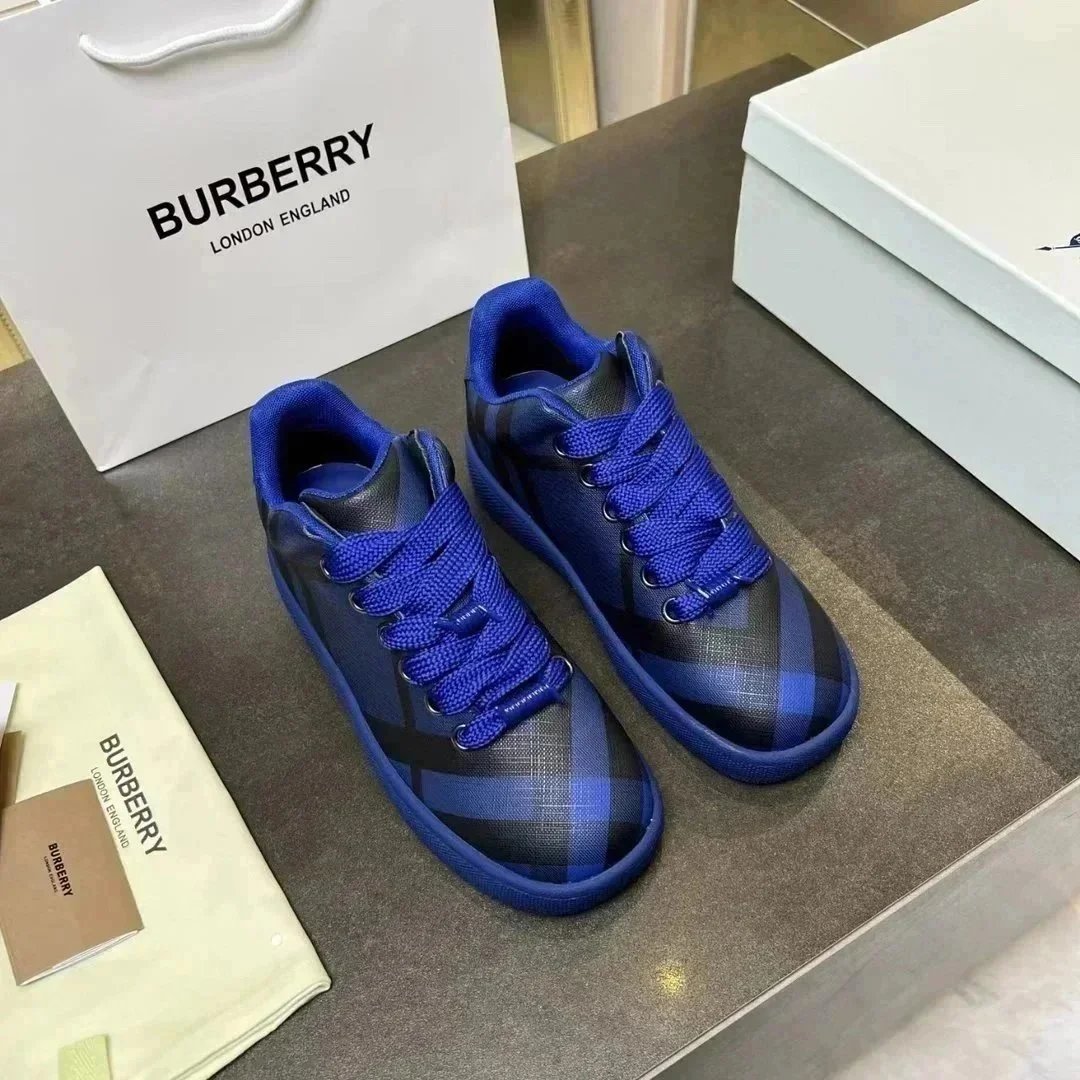 Burberry Sneakers Lace-Up — 27,PK