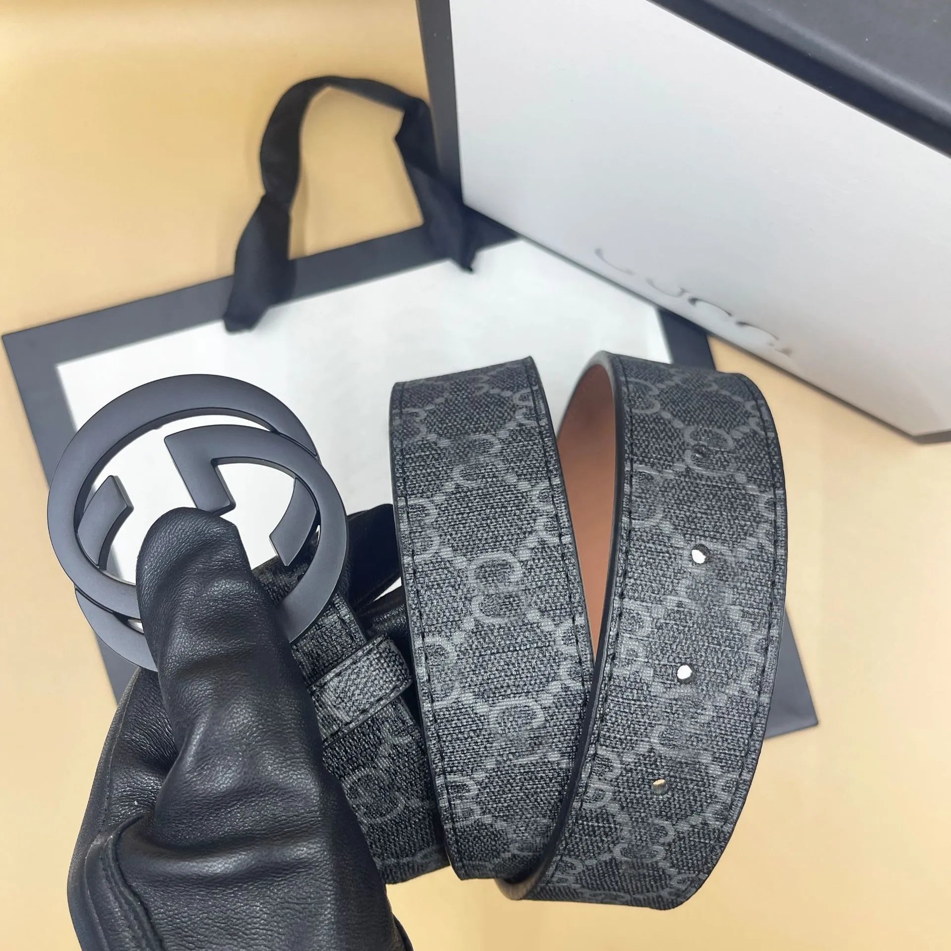 Textured Black with GG Black Buckle