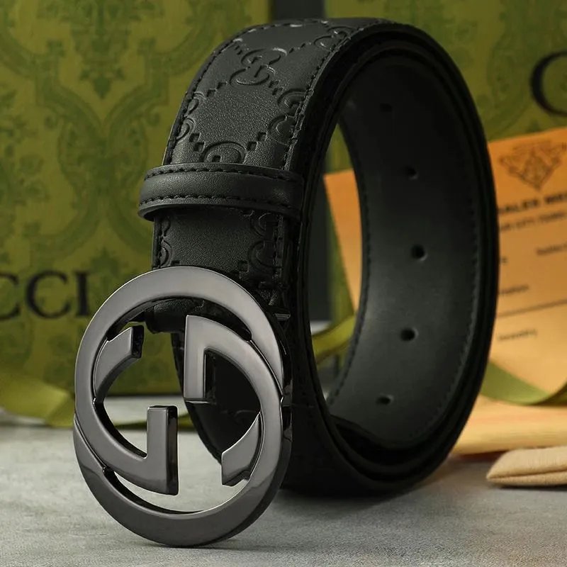 Black embossed gun-shaped buckle (boutique gift box) SKU image