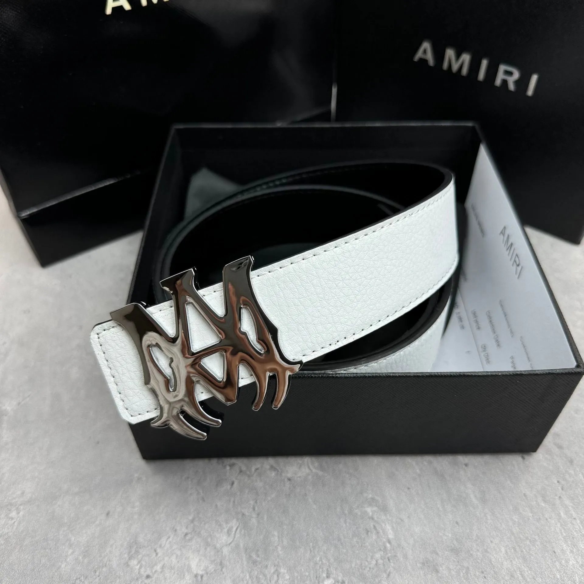 White silver buckle SKU image