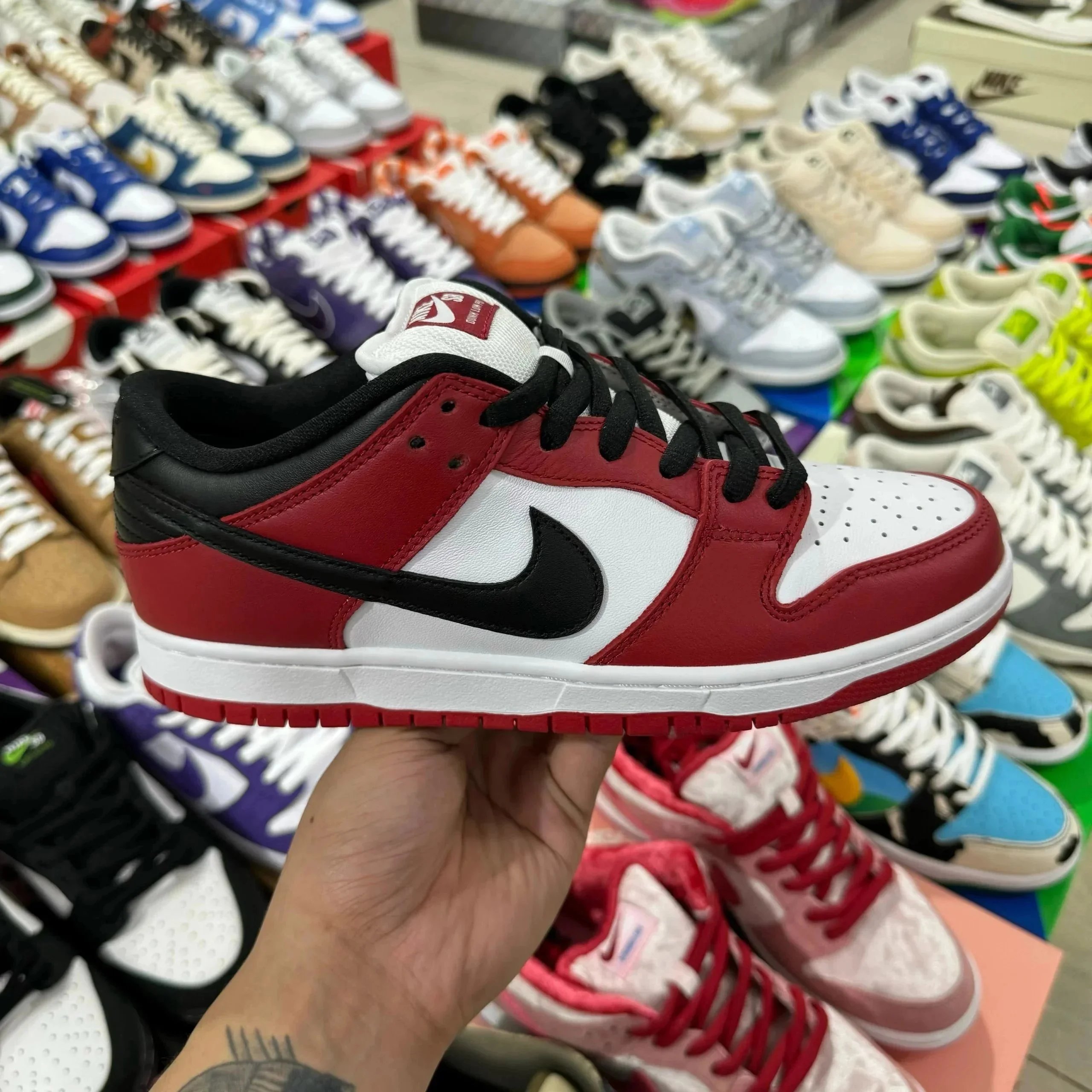 Chicago White Red SKU image