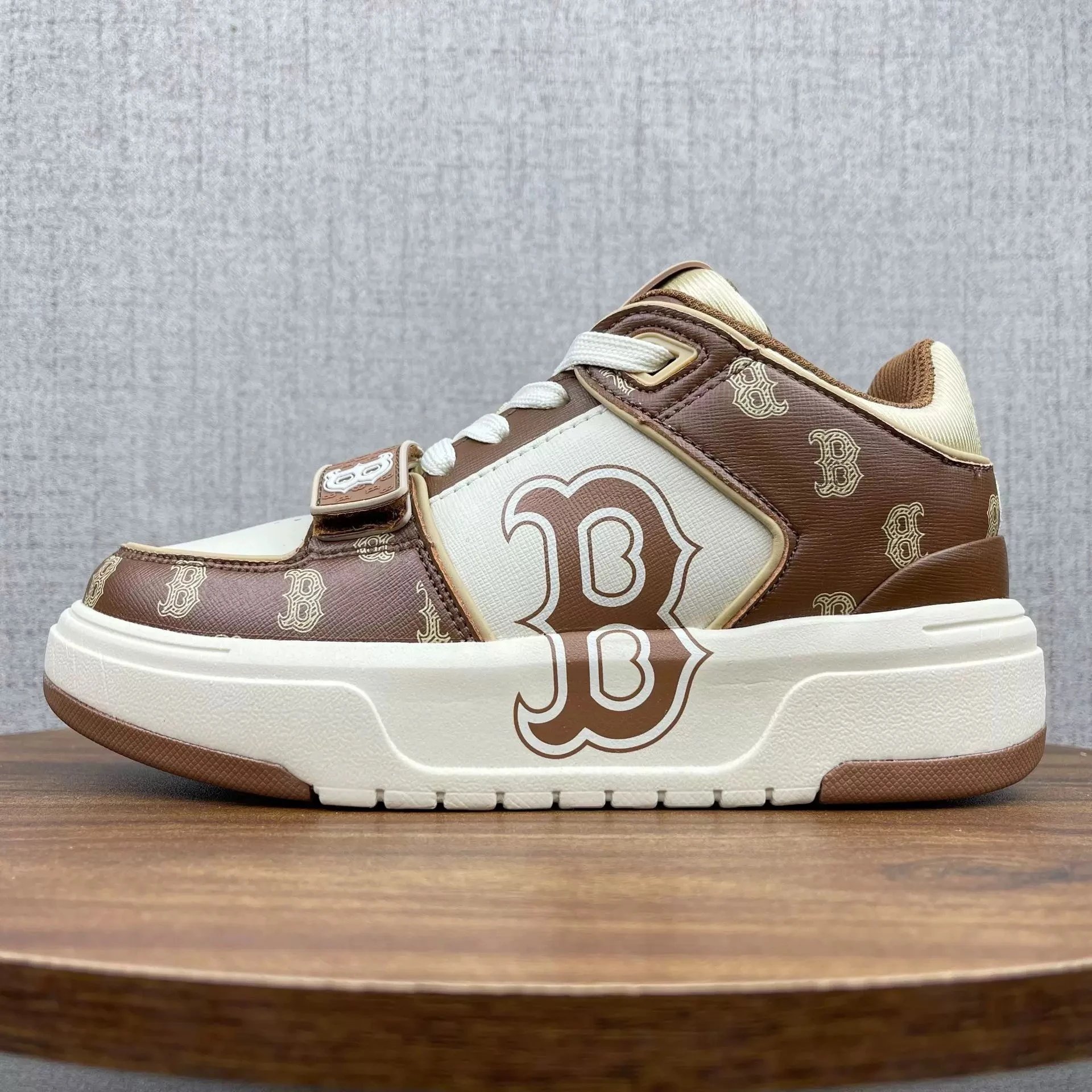 mlb Mid-Pang-White Brown SKU image