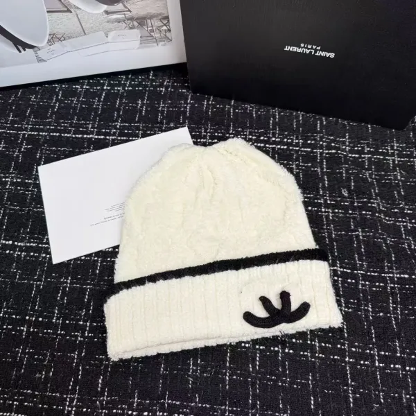 Chanel CC Logo Knit Beanie Black and White - 9