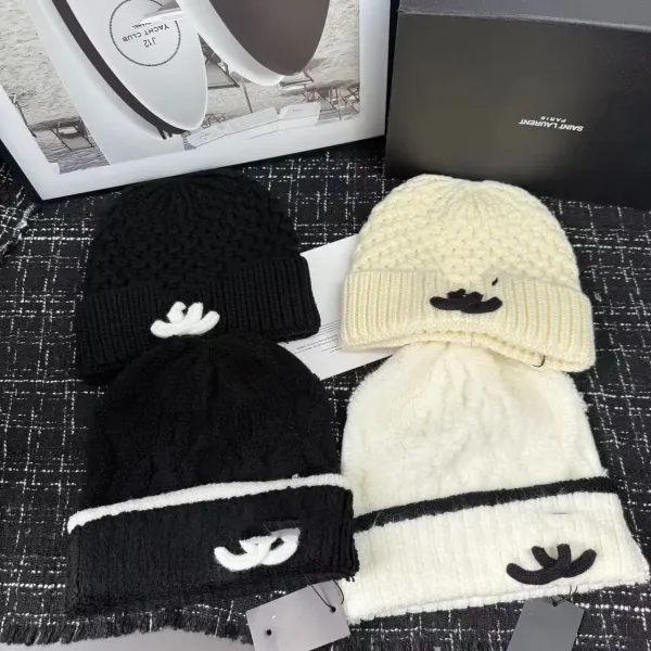 Saint Laurent Monogram Beanie White/Black Knit Hat - 3