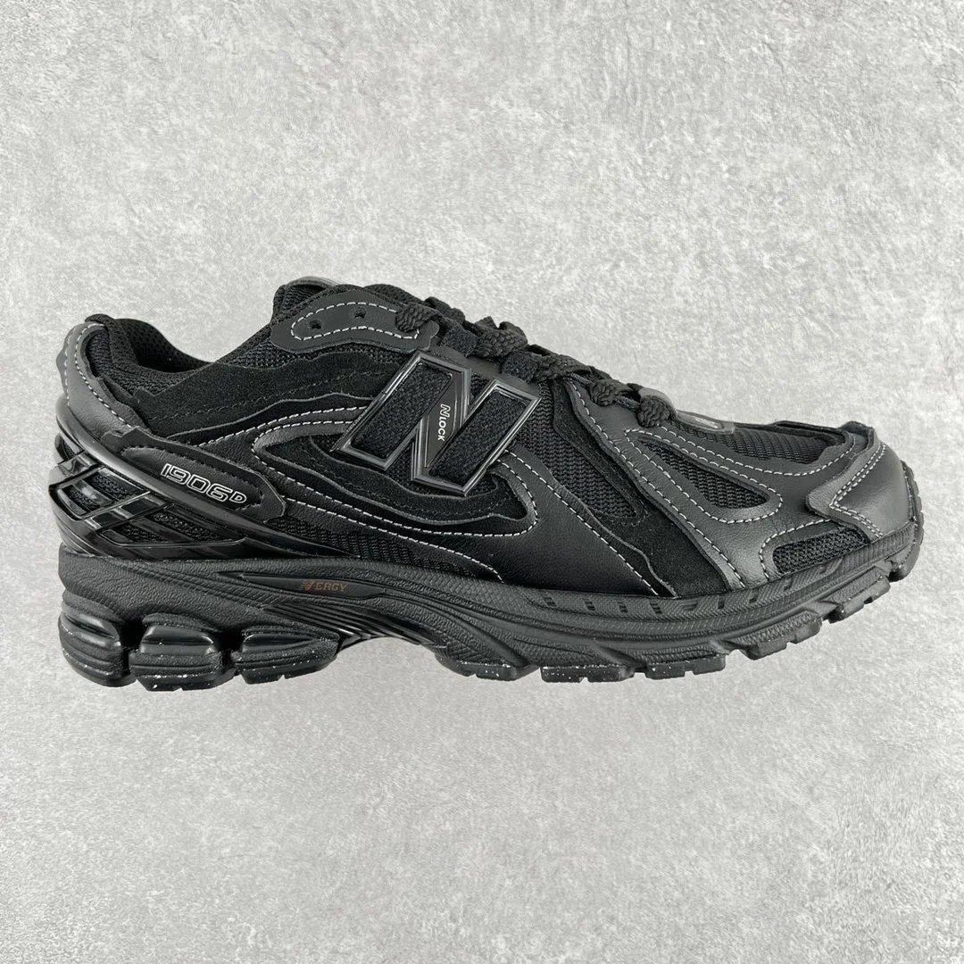 New Balance Black 1906D Sneaker
