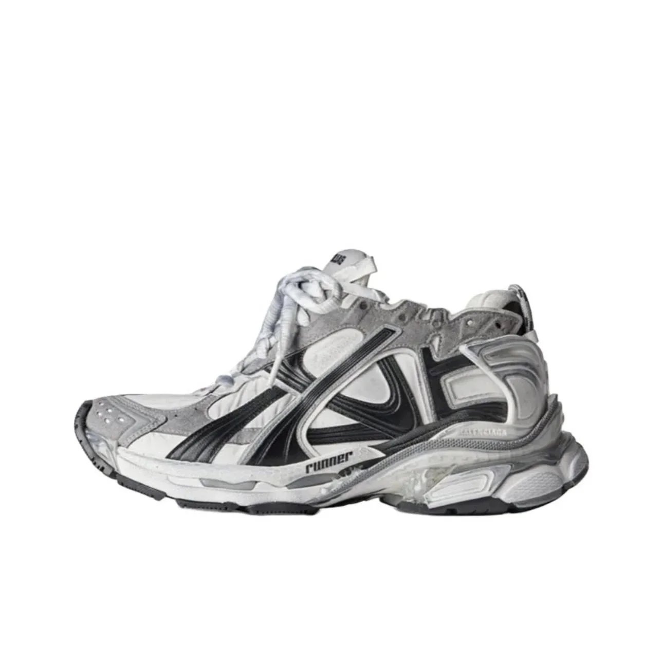 Runner7.5 distressed black and gray SKU image