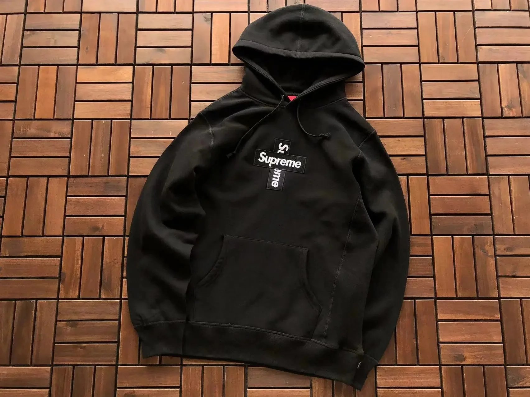 Black (Cross) SKU image
