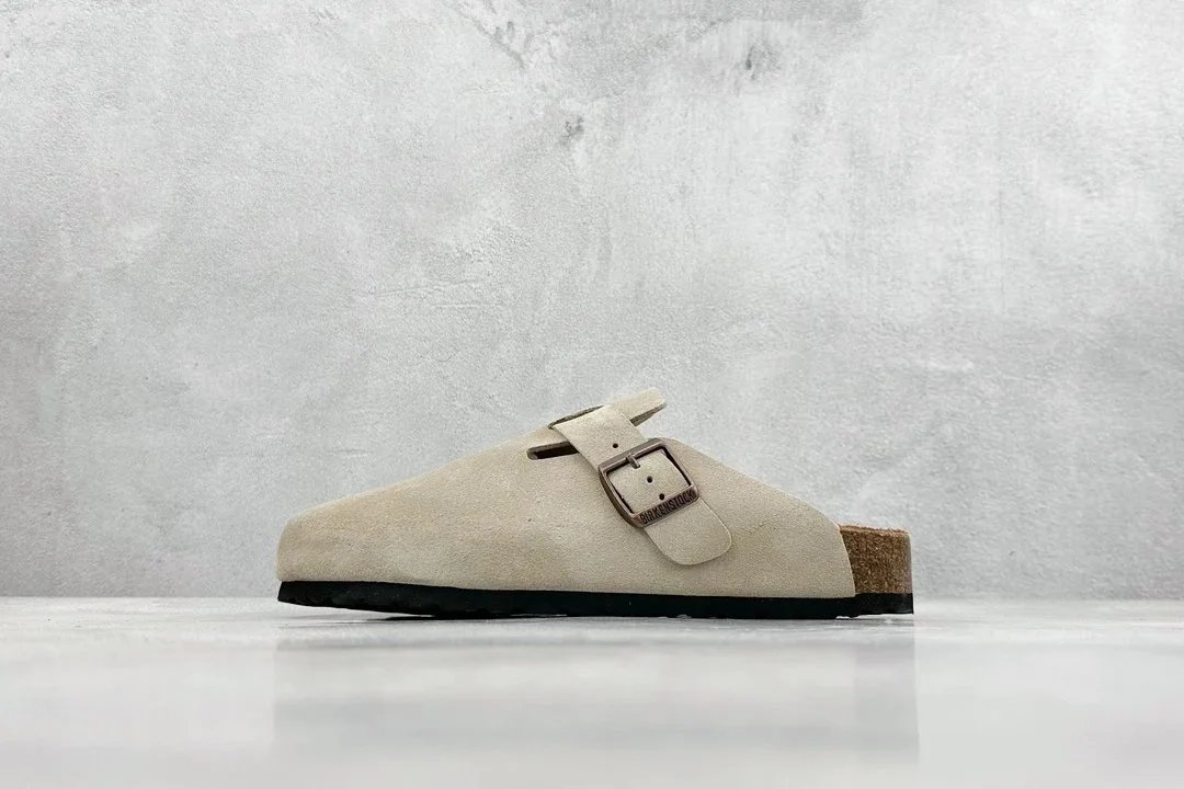 Birkenstock Beige Clog Sandal
