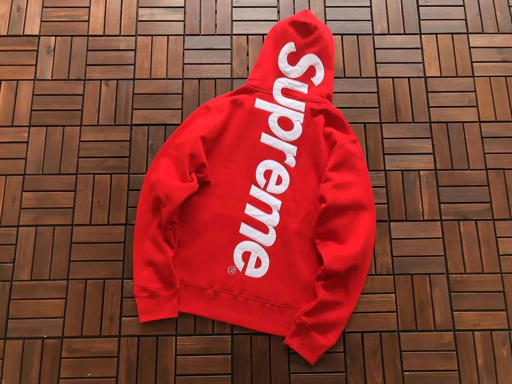 Red (large letters on the back) SKU image