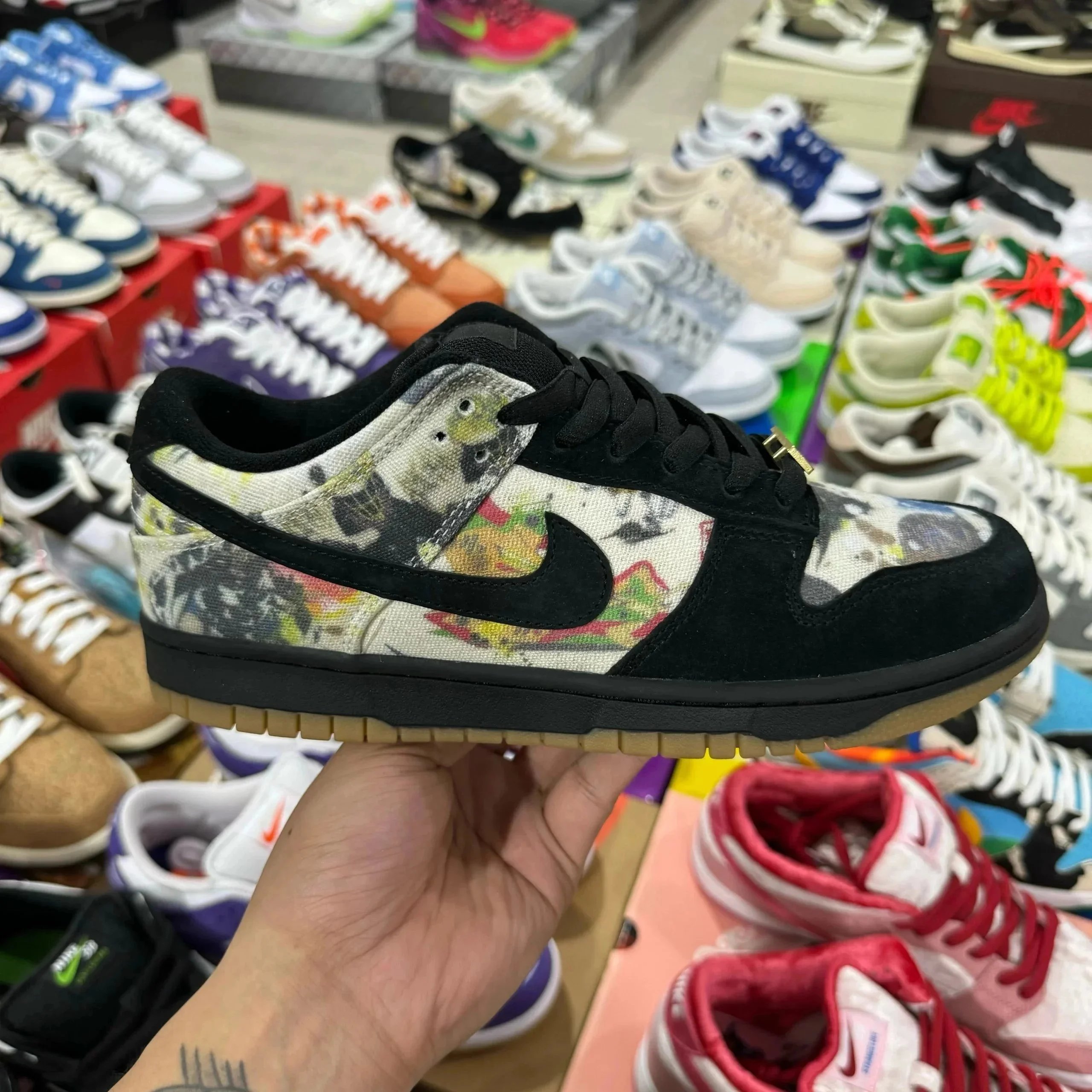 Black lottery SKU image