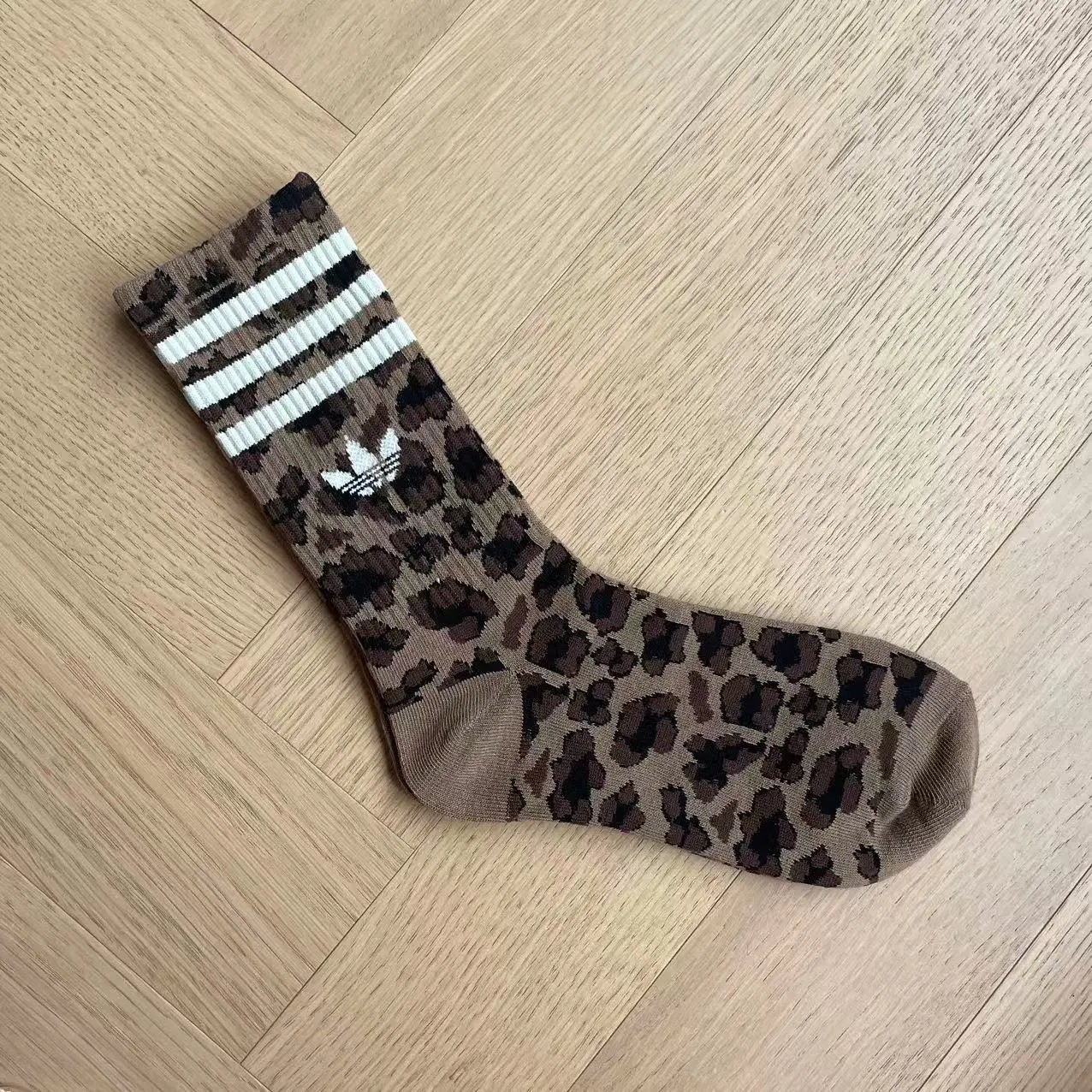 Leopard print SKU image