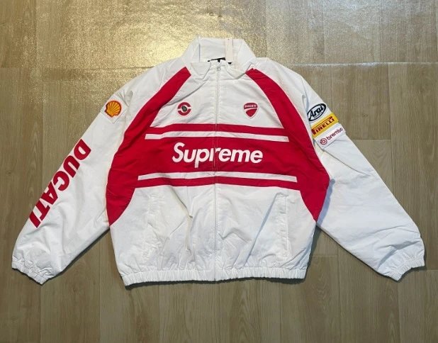 D427 white SKU image