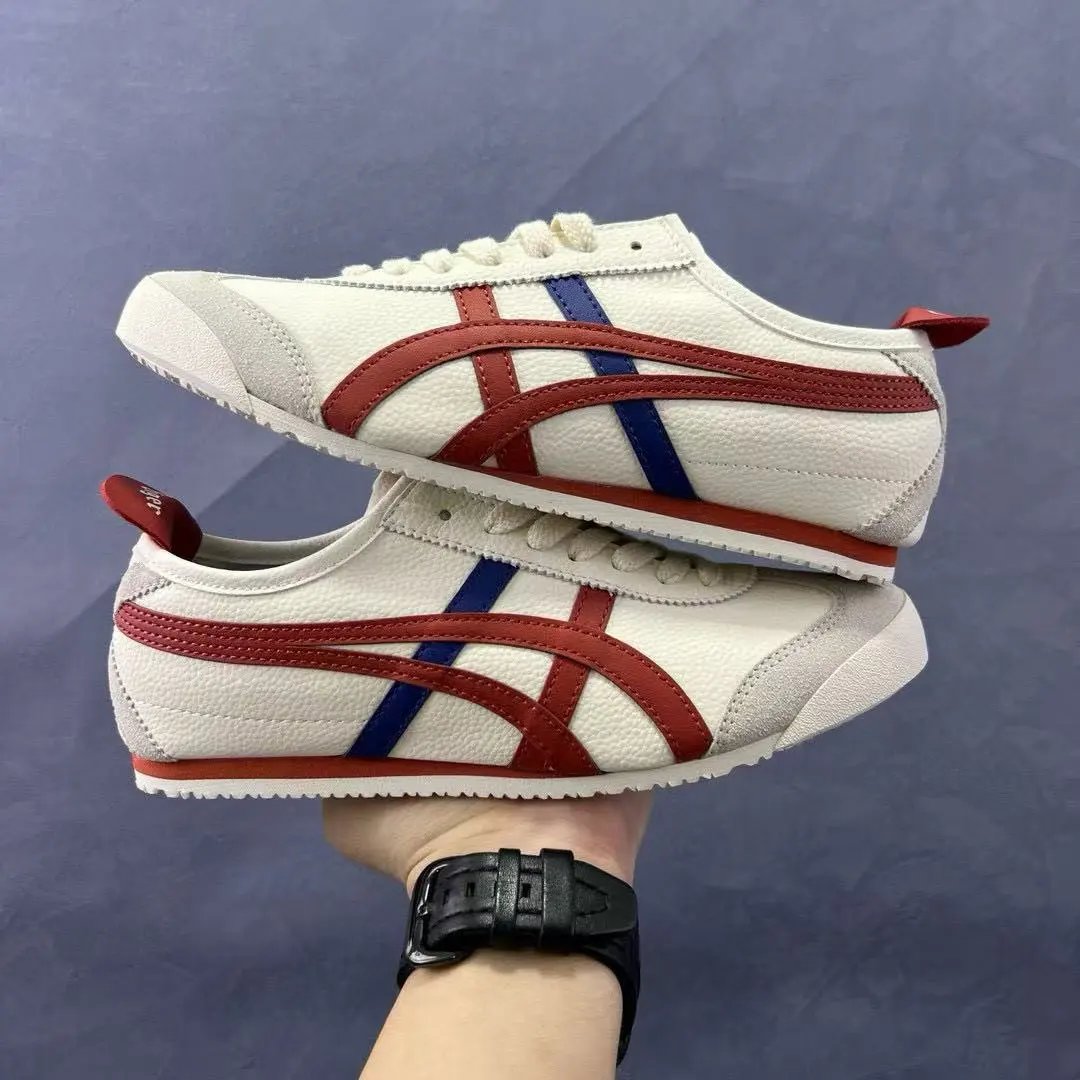 White and Brown (Fat Feet Suggest Half Size） SKU image