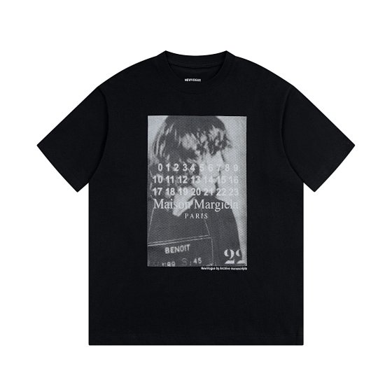 Calendar alphanumeric T-shirt for men and women