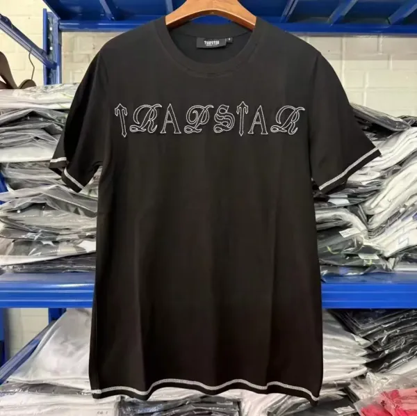 Trapstar Gothic Logo Black T-Shirt - 1