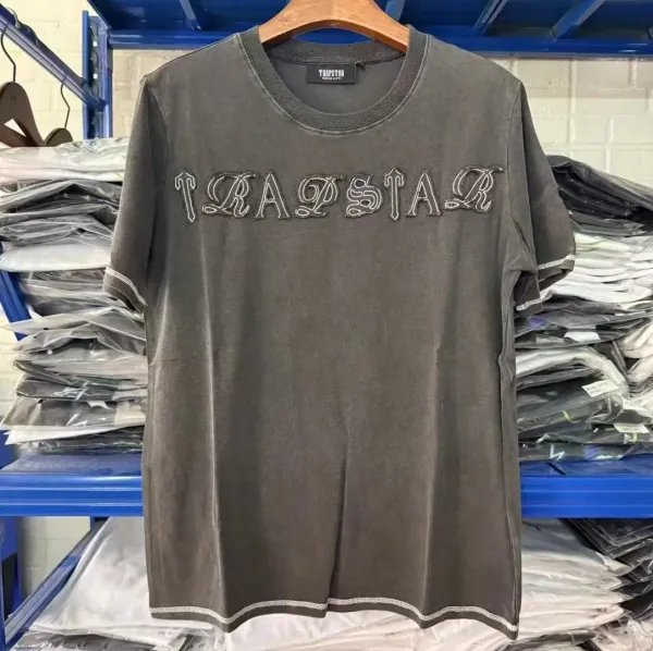 Trapstar Embroidered Gothic Logo T-Shirt Charcoal Gray T-Shirt - 1