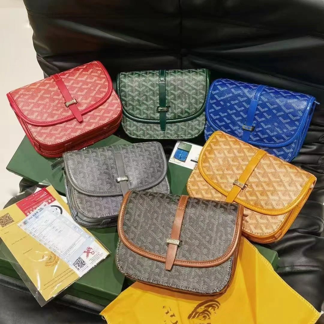 Klassische Goyard Messenger-Tasche mit Chevron-Muster, Sattel-Tasche aus Rindsleder mit Litschi-Narbung, Schulter- und Umhängetasche, bedruckte Damentasche, neu