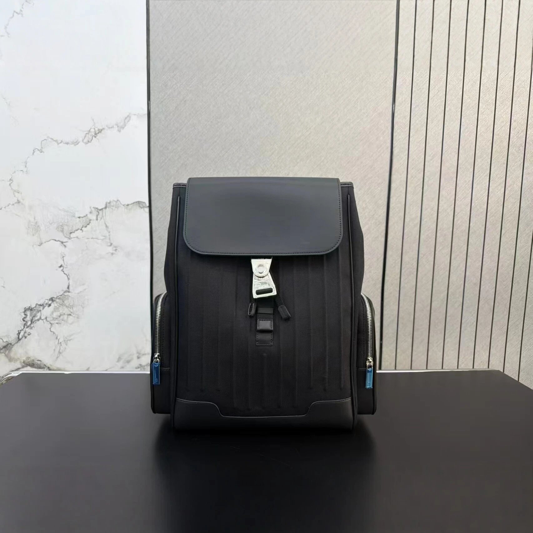R Brand Nuovo Zaino Euro-Americano Stile Celebrity Zaino in Pelle e Tela Cartella Città Nuova Versione Nylon