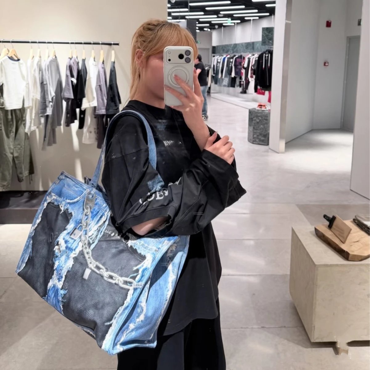 Versione Alta AC Brand Logo in Rilievo Borsa Tote in Denim Destroyed Goffrato Aspetto Raffinato Borsa Ascellare Borsa Donna