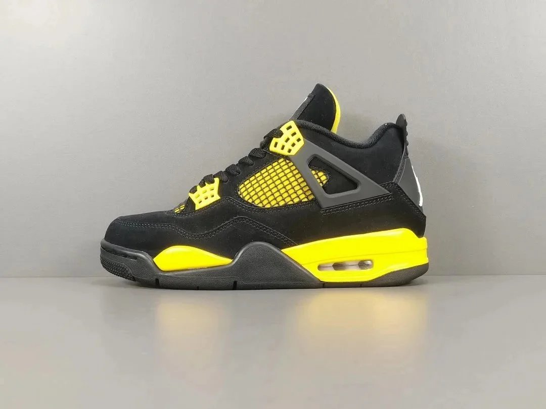 DH6927-017 Black Yellow