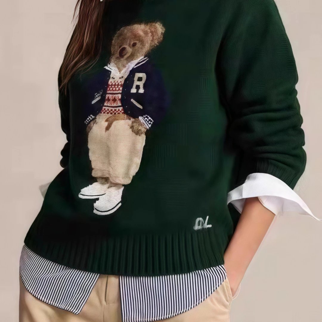 Bear model, dark green