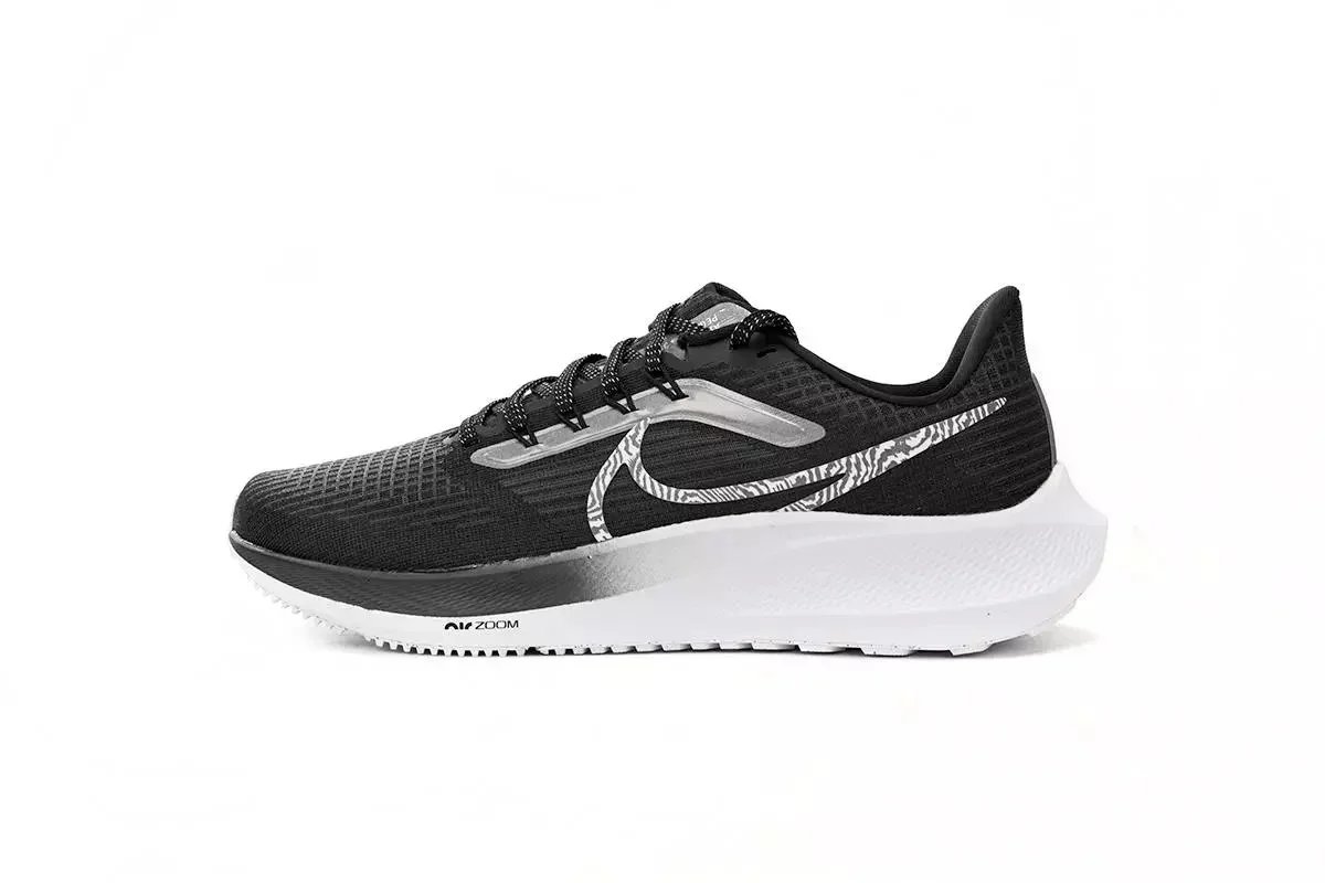 Nike Air Zoom Pegasus 39 Black/White Running Shoes - 1