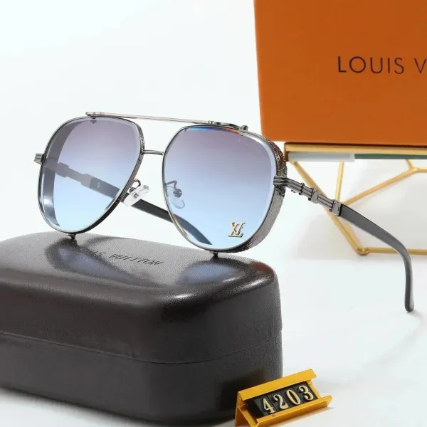 Versace 4210 Black Acetate Sunglasses with Medusa Hardware - 5