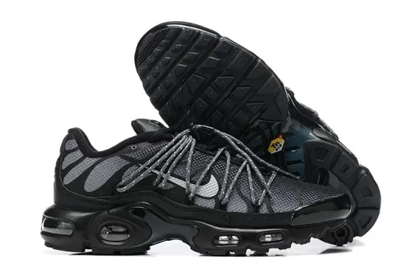 Nike Air Max Plus Black/Gray Sneakers - 1