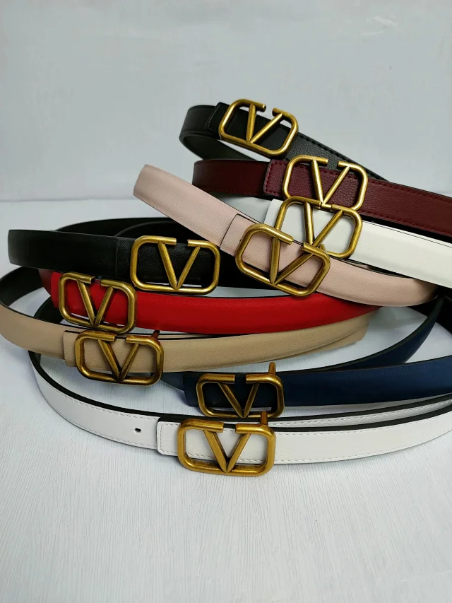 Valentino Garavani Belts VLogo Signature buckle belt product detail image 1